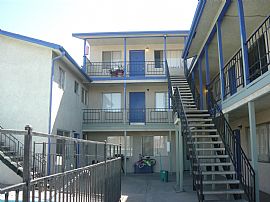 UNDER NEW MANAGEMENT SPACIOUS 1 BEDROOM in Barstow, CA (Photo 1 of 4)