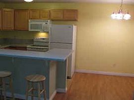 Beautiful 2 Bedroom, 1 Bath Condo For Rent in San Diego, CA (Photo 4 of 4)