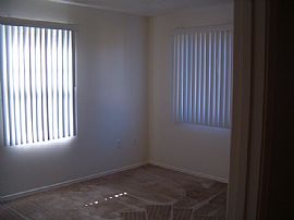 Downtown Affordable Living in Phoenix, AZ (Photo 3 of 6)