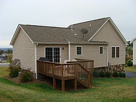 3 Or 4 Bedrooms And 3 Full Baths in Roanoke, VA (Photo 5 of 5)