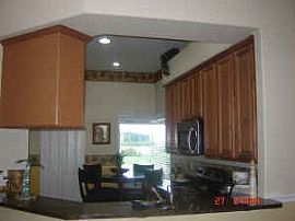 4 BR House For Rent, Like New $1250   in Riverview, FL (Photo 3 of 4)