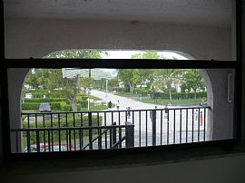 3 BEDROOM CONDO FOR RENT IN CORAL SPRINGS, NEAR SAMPLE ROAD in Coral Springs, FL (Photo 4 of 6)