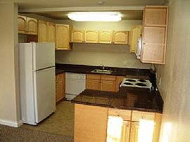 Completely Remodeled 2 BR, 1.5 BA Condo For RENT in Renton, WA