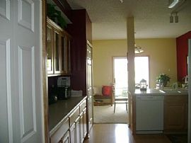 2 BR, 3 BA, Loft, End Unit Townhouse in Maple Grove, MN