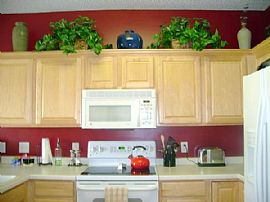 2 BR, 3 BA, Loft, End Unit Townhouse in Maple Grove, MN (Photo 2 of 6)