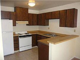 Free Rent With Lease Agreement in Marina, CA (Photo 2 of 2)