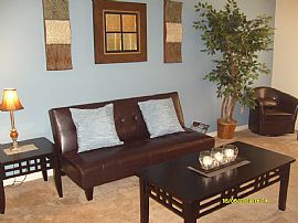 Specious 1 BR Apt. Near Bus Lines And Shopping in Charlotte, NC (Photo 1 of 6)