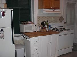 2 BR Lakeview Apartment For Rent! in Chicago, IL (Photo 5 of 6)