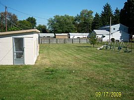 2 Bedroom House in Ypsilanti Township in Ypsilanti, MI (Photo 3 of 3)