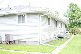 Recently Remodeled Inside And Out, Great Neighborhood in Brooklyn Park, MN