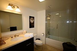 Perfect Place, 2 BR, 2 BA,  Delivers The Best Of Everything in Manhattan, NY (Photo 3 of 3)