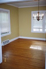 Great Single Family Home For Only $825! in Lakewood, OH (Photo 3 of 5)