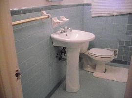 3 Bedroom With Full Basement Near Airport in Atlanta, GA (Photo 5 of 6)