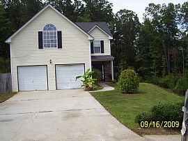 4 Bedroom, In Union City, Walking Distance To MARTA. in Union City, GA