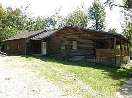 SINGLE FAMILY  HOME FOR RENT, NEAR JAY PEAK SKI MOUNTAIN in Montgomery Center, VT