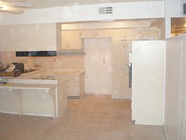 Great BIG HOUSE! Beautiful Wood Flooring in Phoenix, AZ (Photo 4 of 4)