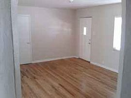 3 Bedroom, 2 Bath Home Near Fairgrounds in Albuquerque, NM (Photo 2 of 3)
