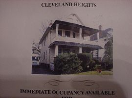 2 Bedroom Duplex Down On Quiet Street in Cleveland Heights, OH