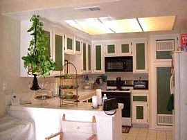 MUST SEE, Town Home, Gated in Santa Clarita, CA (Photo 2 of 6)