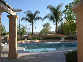 MUST SEE, Town Home, Gated in Santa Clarita, CA (Photo 6 of 6)