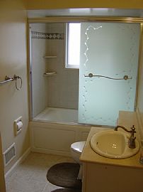 3 BR, 1 BA, 1000 Sq. Ft. Ranch, Updated Throughout, With Garage in Dearborn Heights, MI (Photo 3 of 6)