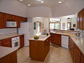 5 BR, 4 BA EXECUTIVE HOME RENTAL IN FLAGSTAFF in Flagstaff, AZ (Photo 4 of 6)