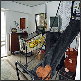 Beautiful 3 Bedroom Seascape Town Home! in Indian Shores, FL (Photo 5 of 6)