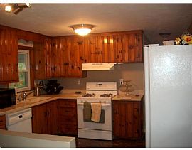 Two Bedroom House for Rent in Holliston, MA (Photo 3 of 4)