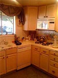 Beautiful Home In The Hills in Duarte, CA (Photo 3 of 4)