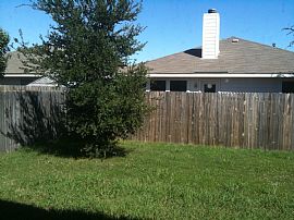 New, 3 Bed, 2.5 Bath Near UNT, TWU, NorthLakes Park  in Denton, TX (Photo 4 of 6)