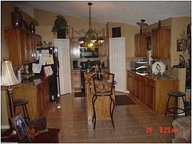 4 BR, 2 BA Home Near NAS JAX in Jacksonville, FL (Photo 5 of 6)