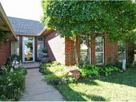 GREAT 3 BR, 2 BA Home In Edmond, Copperfield in Edmond, OK (Photo 3 of 4)