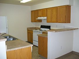 2 BR, 2 BA Apartment For Rent in Spokane, WA (Photo 3 of 6)