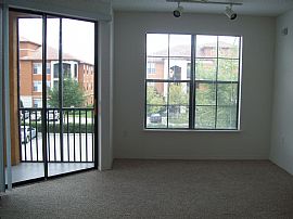 1 BR, 1 BA Luxury Condo In Gated Community in Orlando, FL (Photo 4 of 6)