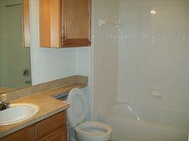 1 BR, 1 BA Luxury Condo In Gated Community in Orlando, FL (Photo 5 of 6)