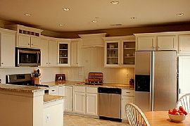 3 BR, 2.5 BA, 2600 SQ. FT. LUXURY TOWN HOME NEAR MAINLINE, KOP  in Wayne, PA (Photo 2 of 4)