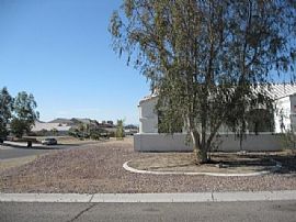 4 BR, 2 BA House, 1,500 Sq. Ft., Beauty Area in Fort Mohave, AZ (Photo 2 of 4)