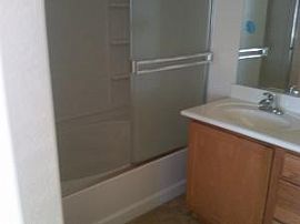 3 BR, 2.5 BA New House Built In 2006, Excellent Community in Goodyear, AZ (Photo 4 of 6)