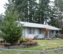 Beautiful 3 BR, 1 BA Custom-Remodel Home, Non-Smoking in Lake Tapps, WA (Photo 1 of 5)