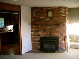 3 BR, 2 BA Rambler House on Rural Setting But Close To Town in Monroe, WA (Photo 5 of 6)