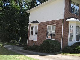 Nice 3 BR, 2 BA Home In Alpharetta in Alpharetta, GA (Photo 3 of 5)