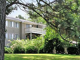 3 Br, 2 Ba, Fantastic Move in Special!  Call Today! in Vestavia, AL (Photo 2 of 6)