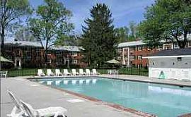 Stylish 2 BR, 1 BA Apartment for Rent in Toledo, OH (Photo 4 of 5)