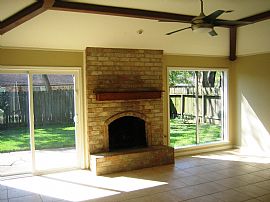 4 BR, 2 BA HOME, 1812 sq. ft., NEAR BUSH ELEMENTARY, $1295 in Houston, TX (Photo 3 of 6)