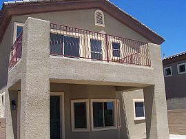 Great Looking 3 BR, 2 BA House Overlooking Strip in Las Vegas, NV (Photo 2 of 6)