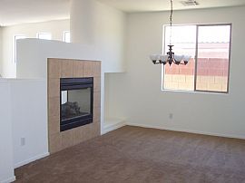 Great Looking 3 BR, 2 BA House Overlooking Strip in Las Vegas, NV (Photo 5 of 6)