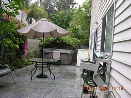 3 BR, 2 BA TOWNHOUSE READY FOR RENT in Woodland Hills, CA (Photo 6 of 6)