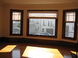 2 BR, 1 BA, 2 Story Apartment With Sun Room in San Francisco, CA