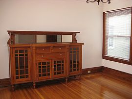 2 BR, 1 BA, 2 Story Apartment With Sun Room in San Francisco, CA (Photo 2 of 2)