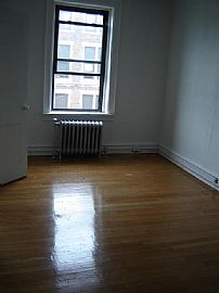 Huge 1 BR, 1 BA Apartment In University City in Philadelphia, PA (Photo 3 of 3)